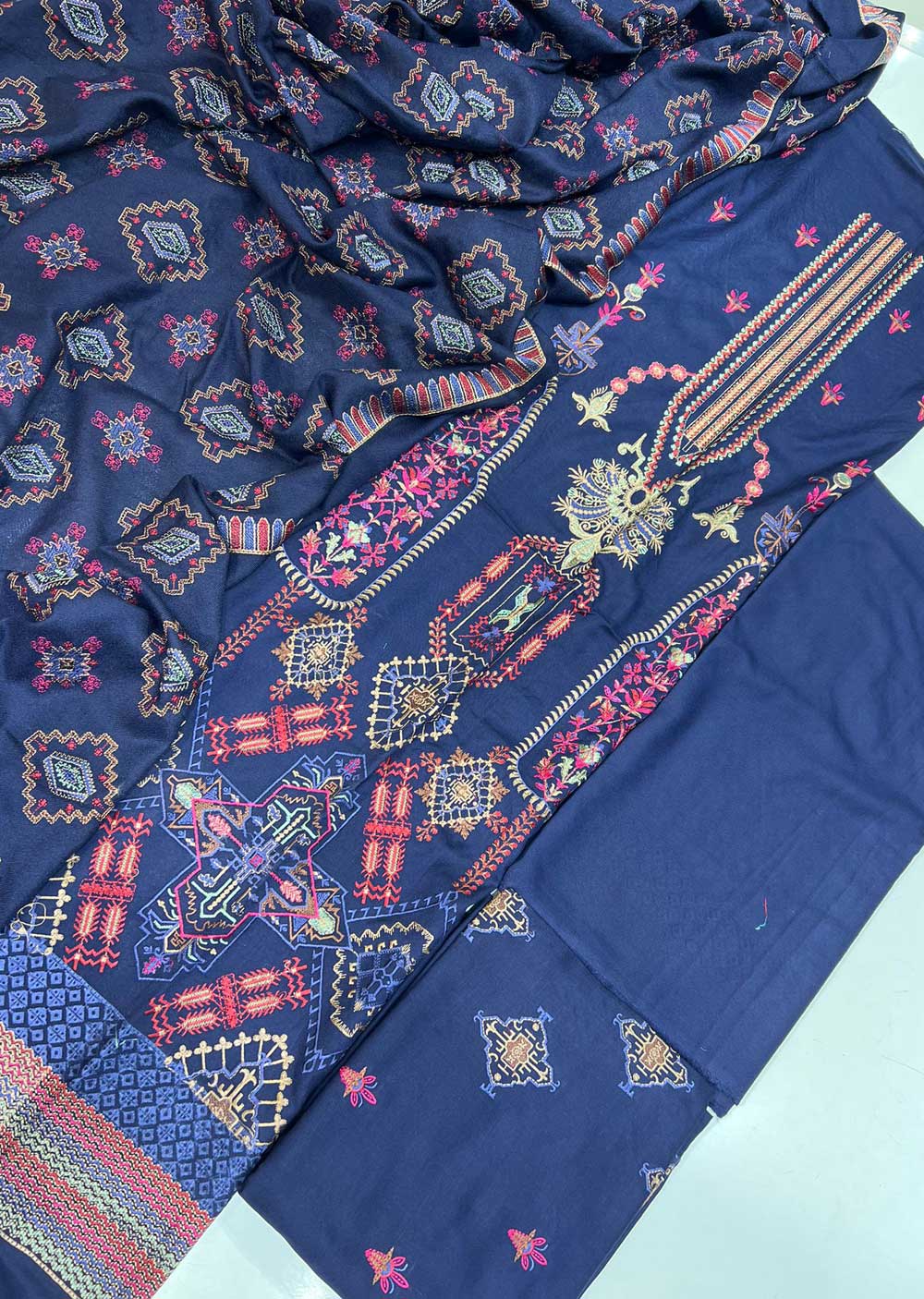 ABGL01 Gul-Noor - Unstitched Winter Suit
