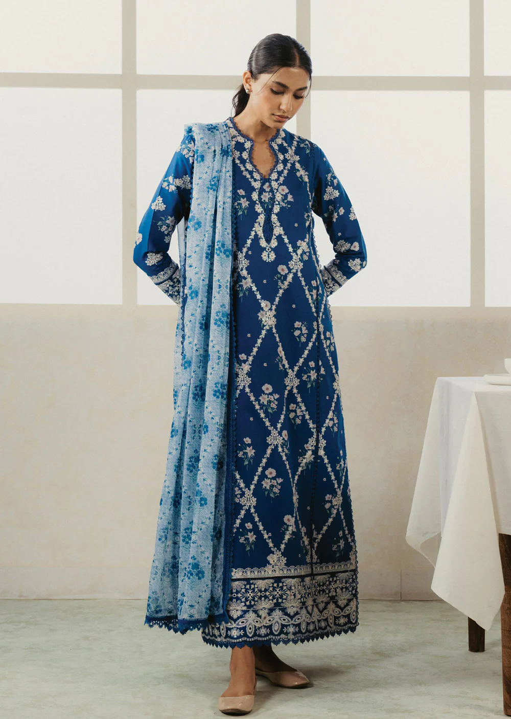 AMRE-03 - Amore Ayzel Collection 2025