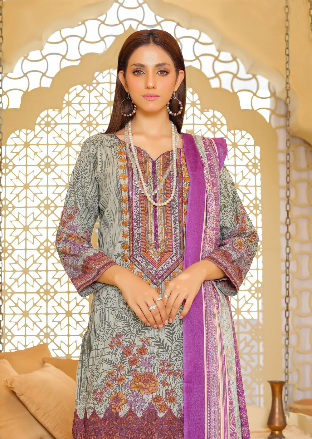 AMT43004-A Readymade Winter Dhanak Suit - Image 3