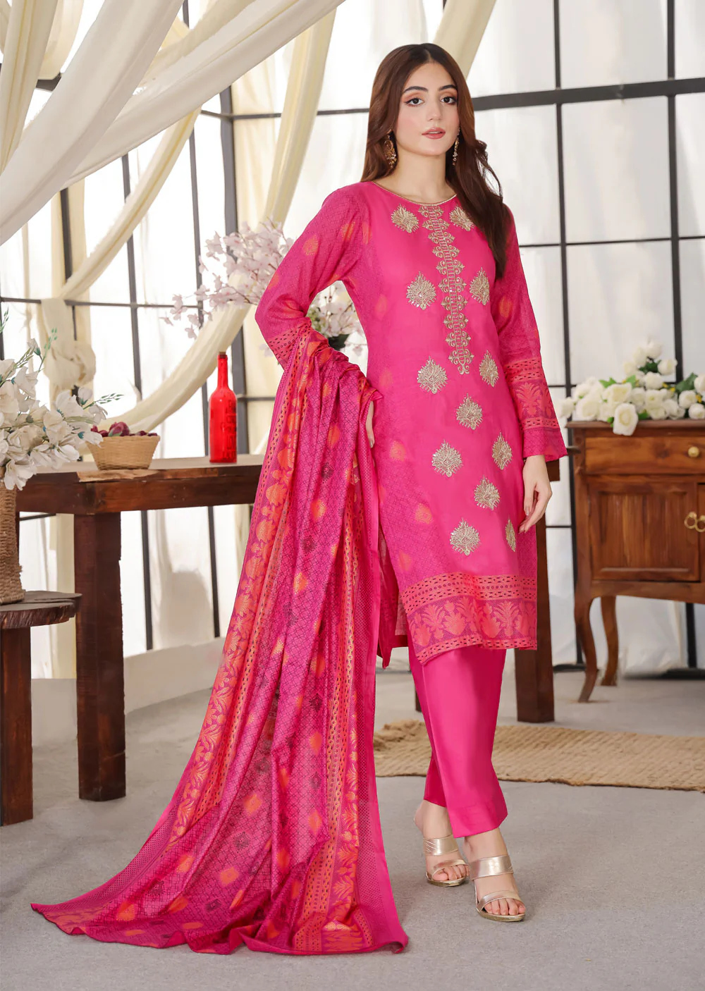 AMT47005 - Readymade Lawn Suit