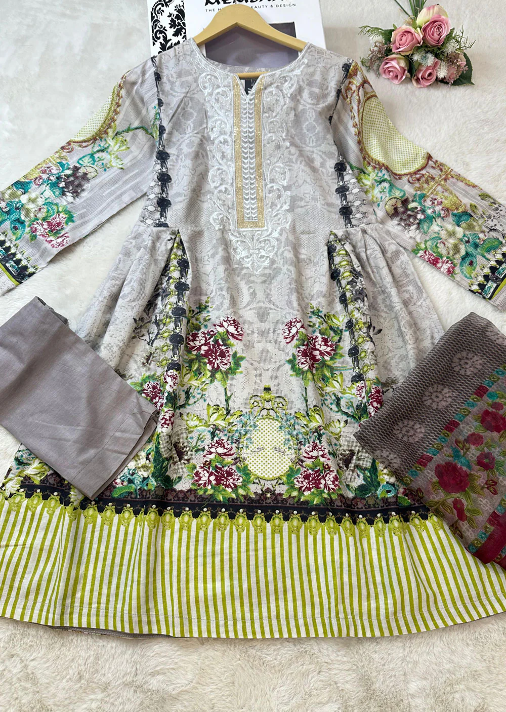AMT48012 - Grey Readymade Lawn Suit - Image 4