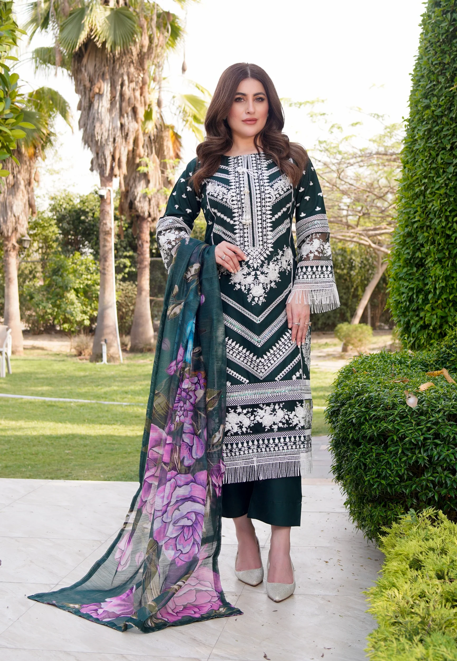 ATR-1129 - Green - Sehrish B Lux Linen - Image 5