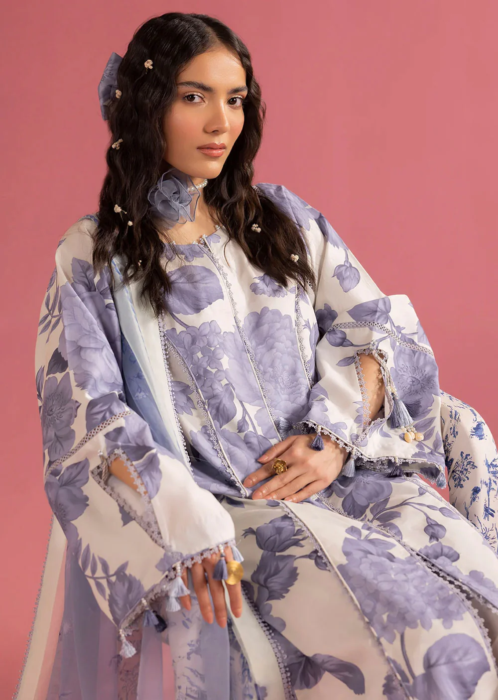 PL-V01 - Pearl Mist - Readymade - Sheen Prints by by Alizeh 2024 - Image 3