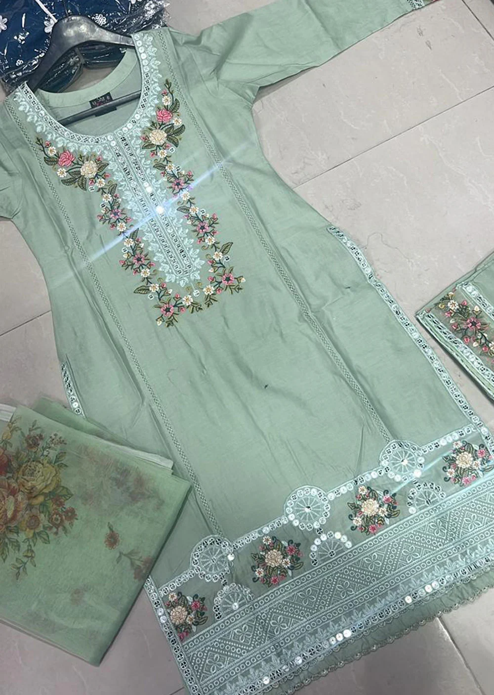 BPH-08 - Green - Readymade Posh Suit 2024