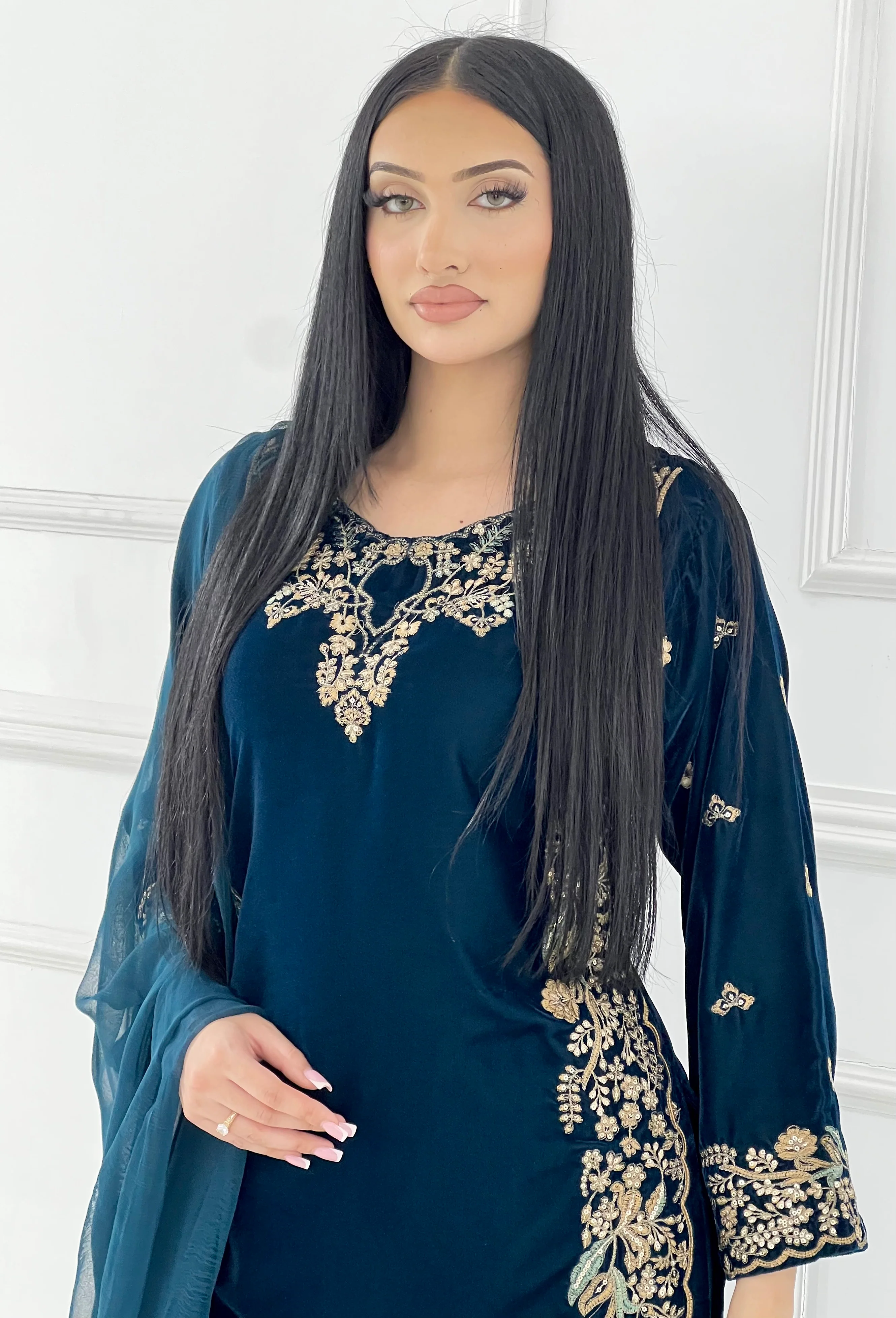 BPH-205  - Readymade Velvet Suit Mummy n Me - Image 2