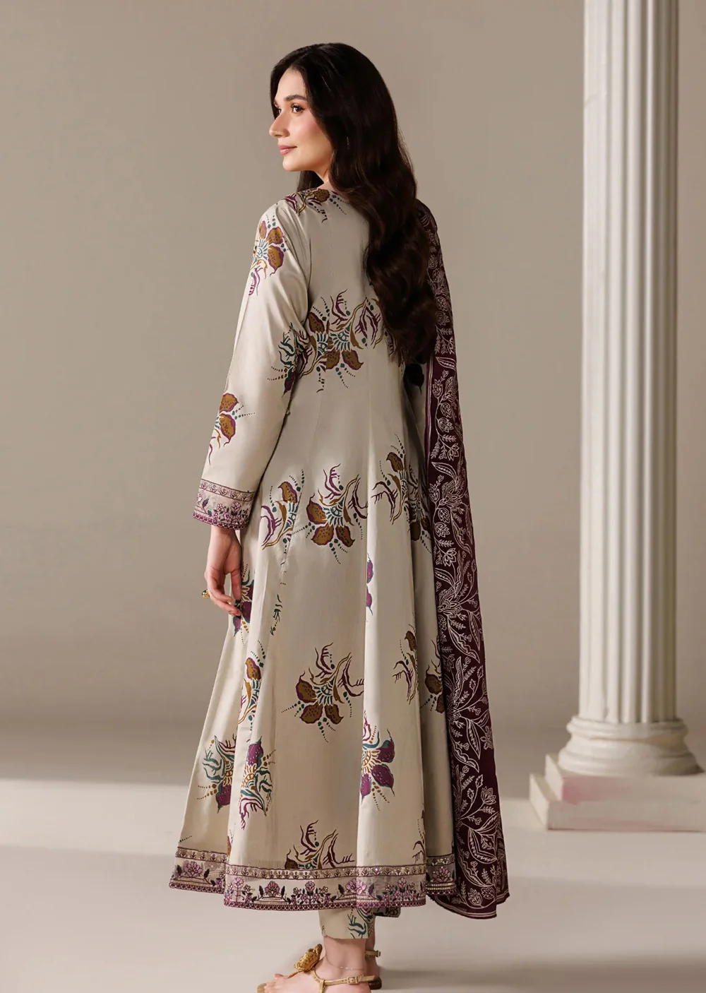 Camellia alba Cherie Garnet - Readymade lawn 3 Piece - Image 3