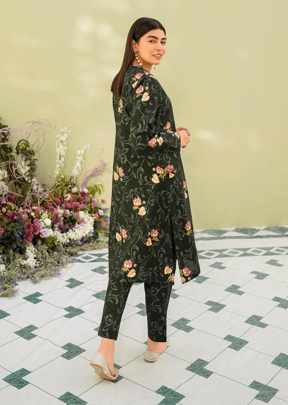 Caroline - Readymade 2 Piece Khaddar Suit - Image 5