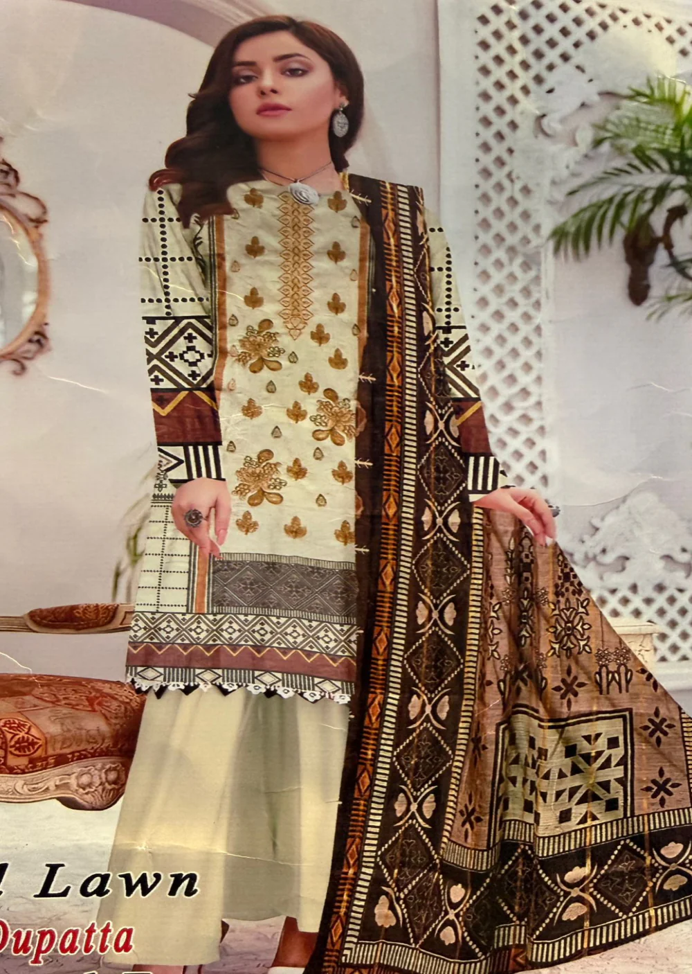 D-1260 - Unstitched Lawn Outfit 2025 - Image 4