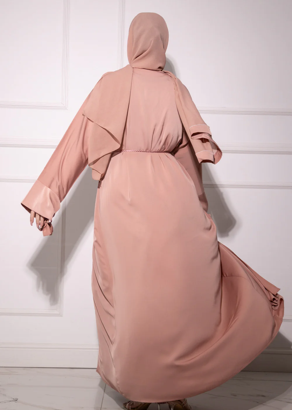 DSL-208 Hind - Pink Abaya - Image 4