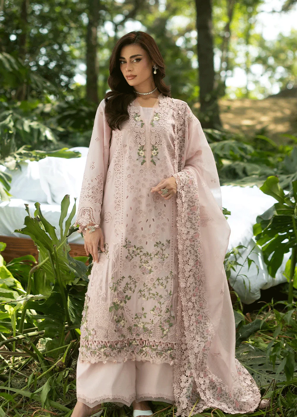 ELQ-1B ELAF LUXURY LAWN