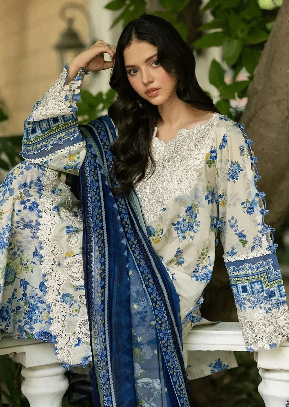 ESG-08B CELINE Embroidered Prints with Chiffon 26