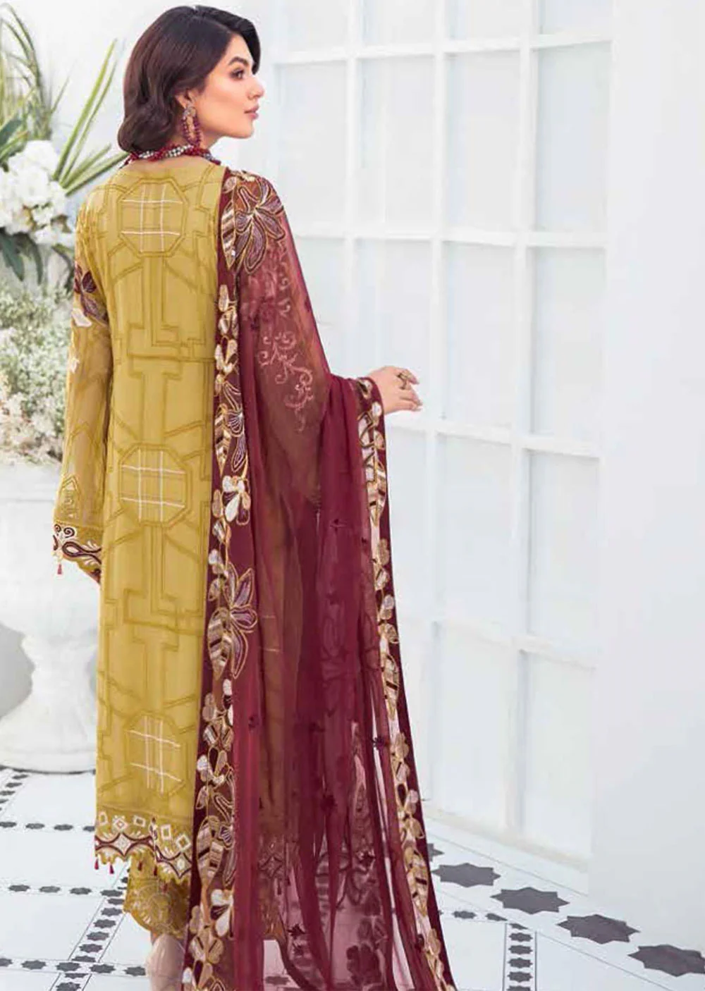 F-2105 - Readymade - Ramsha Chiffon Collection Vol 21 - Image 2