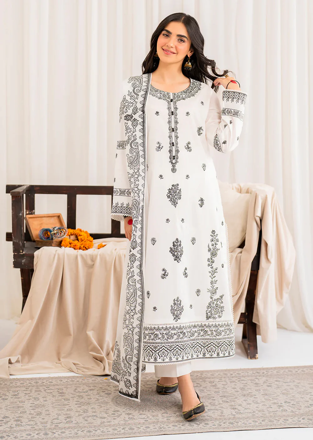 Fozia - Readymade 3 Piece Cotton Suit - Image 4