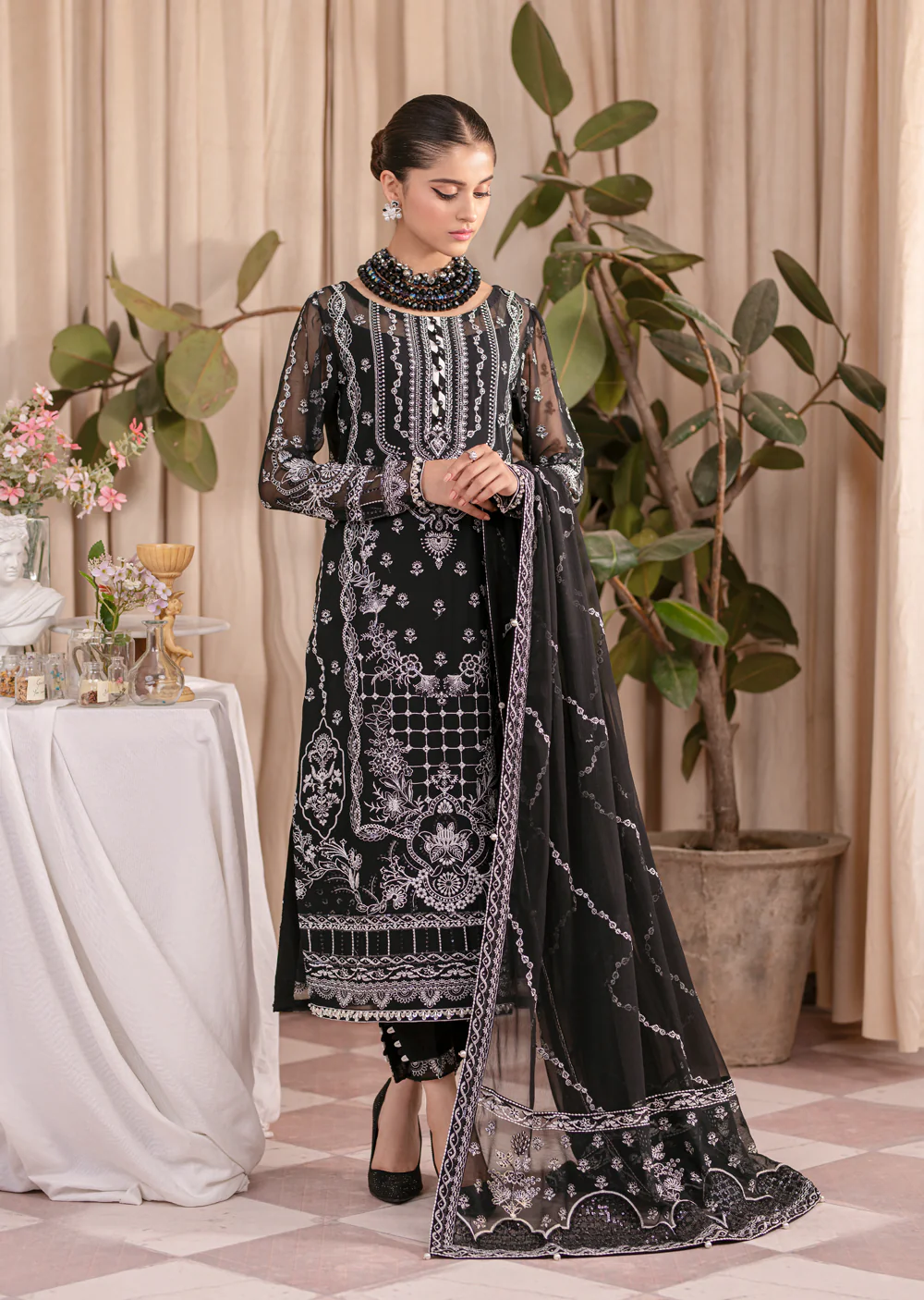 GL-UC-01 Mahjabeen - Unstitched Embroidered Chiffon Suit