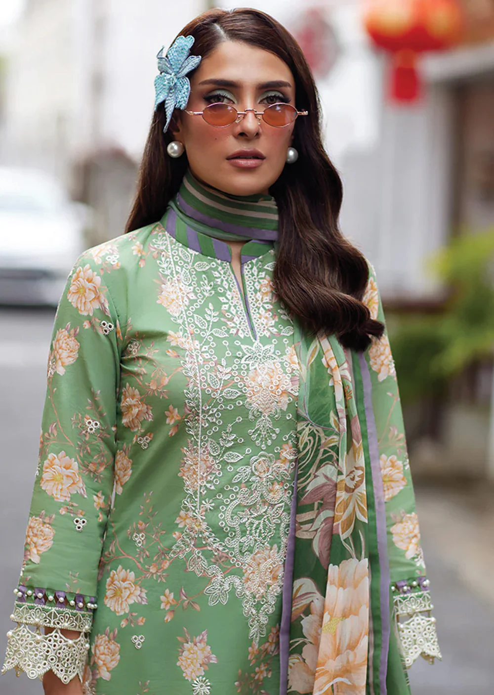 GLSFT-06 - Nora - Gulaal Saffira Lawn Collection 2025 - Image 4