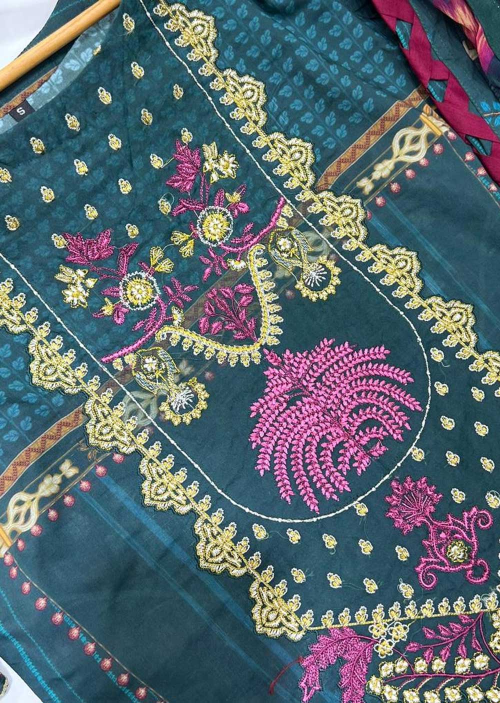 GUL-01-R - Jade - Readymade - Gulaal Lawn Collection 2022 Vol 1 - Image 4