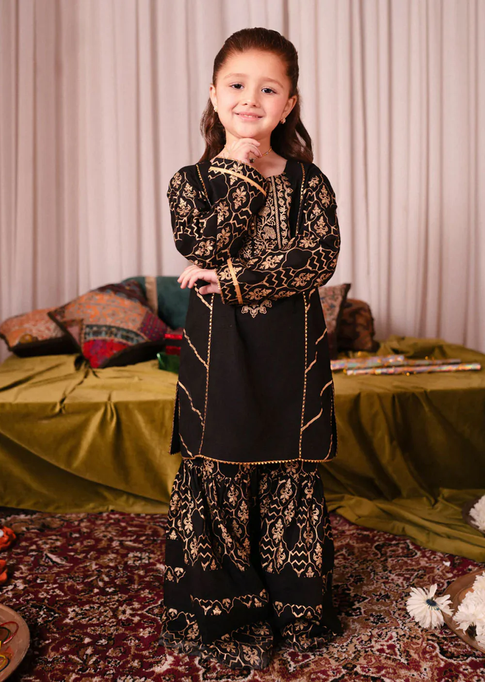 Hoorain - Readymade Kids Suit by Garnet 2022