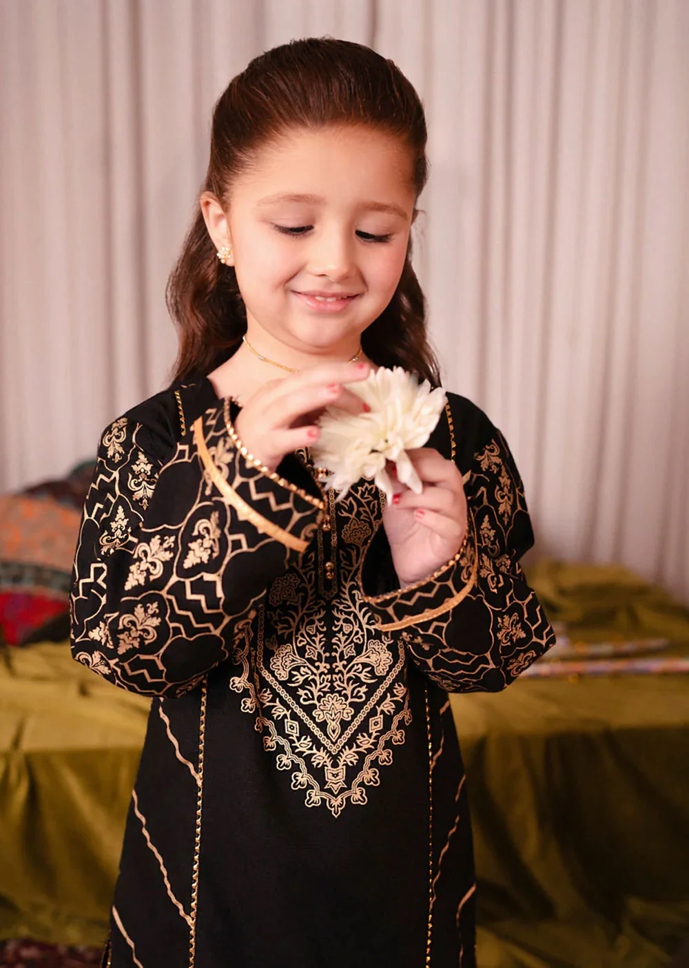 Hoorain - Readymade Kids Suit by Garnet 2022 - Image 2