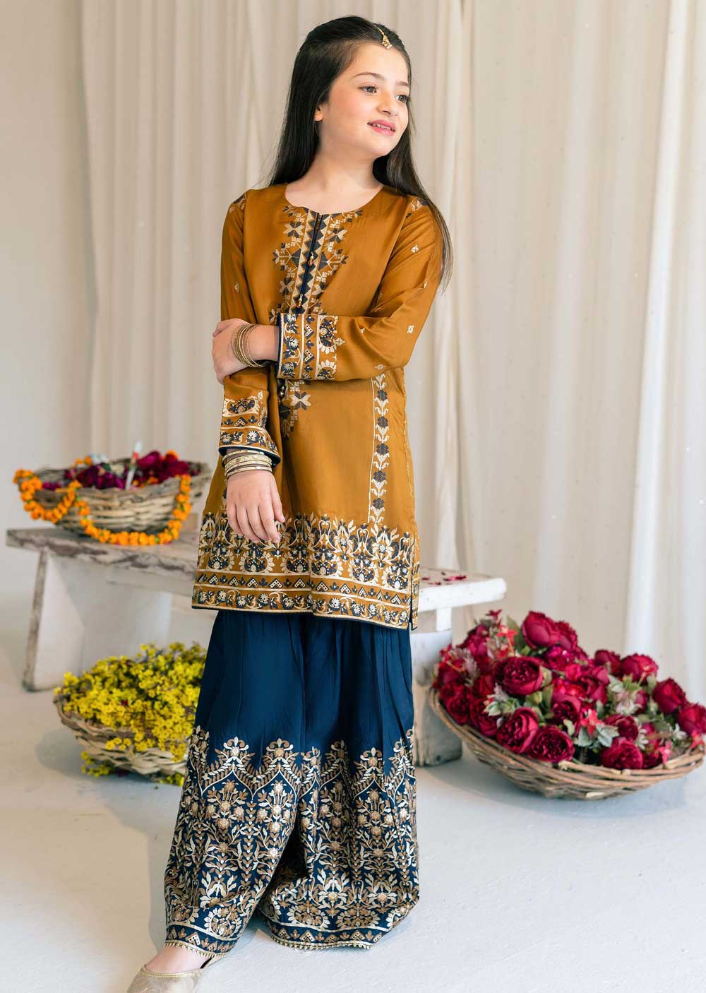 Hareem - Readymade - Kids Suit by Garnet 2022 - Image 2