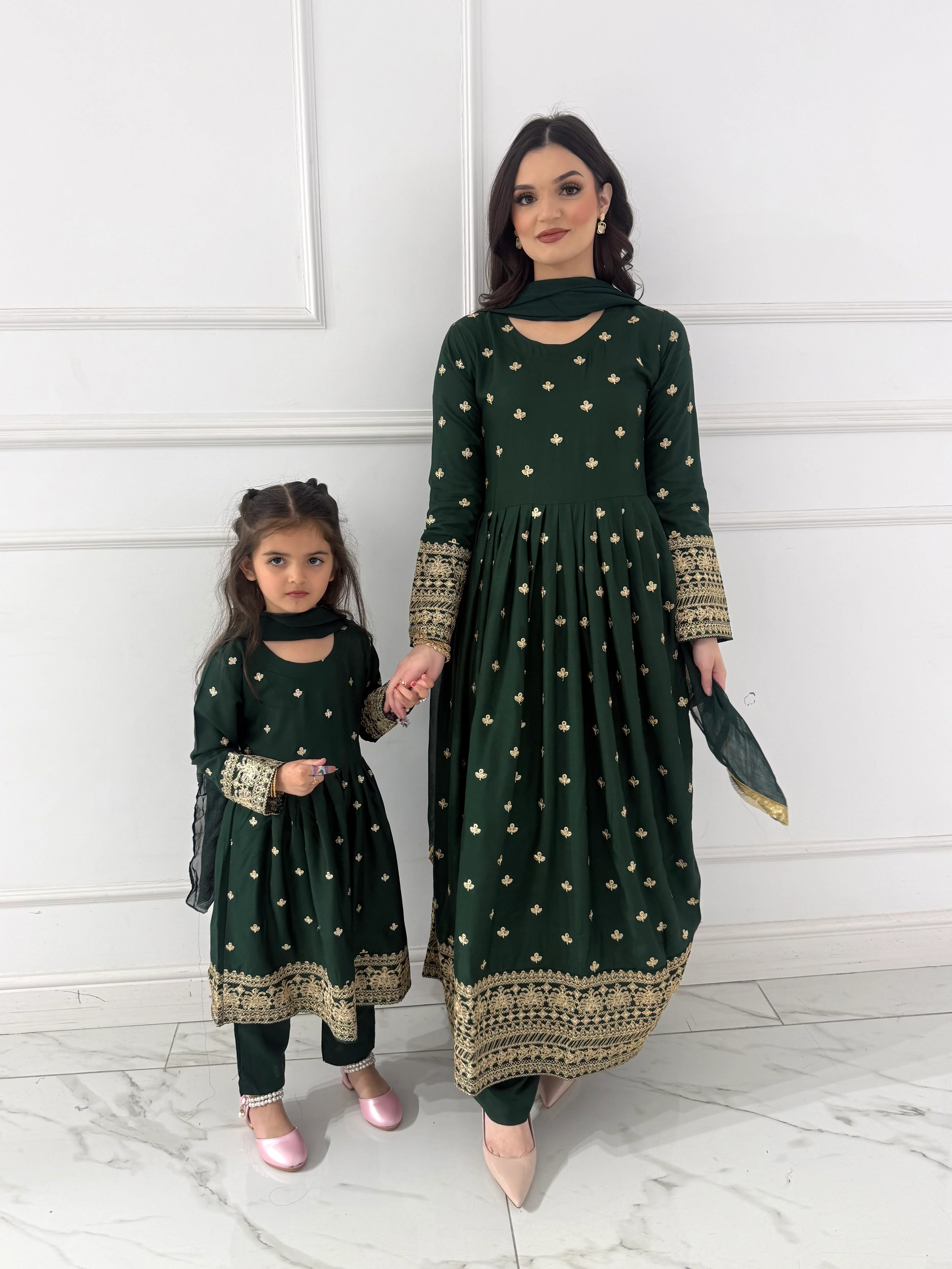 HK350 Readymade LINEN Mummy n Me Dress - Image 3