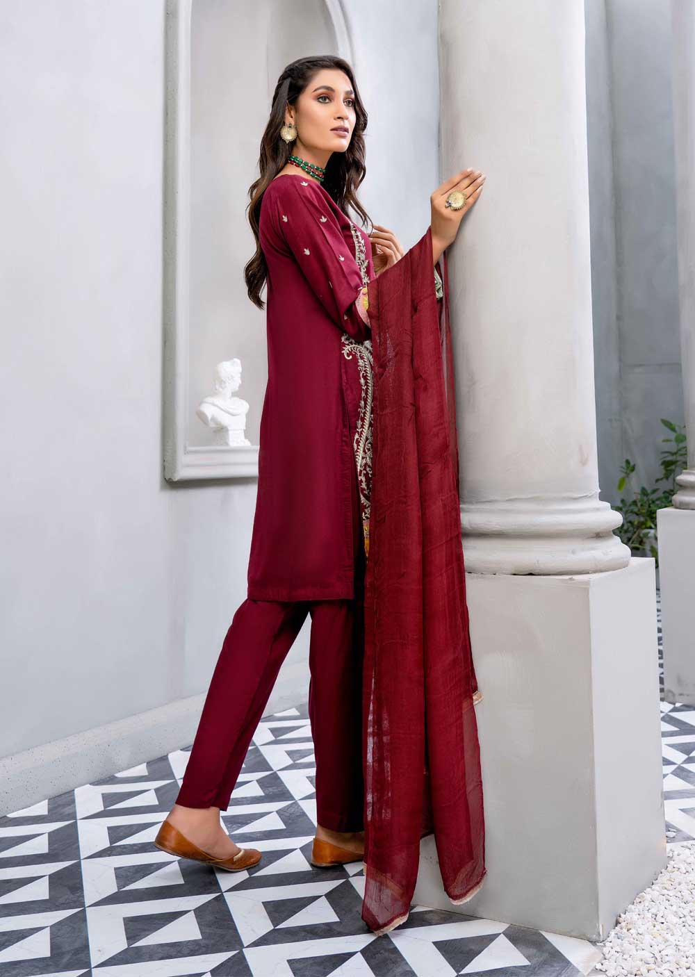 HK150 Rohnak Maroon Readymade Linen Suit - Image 2