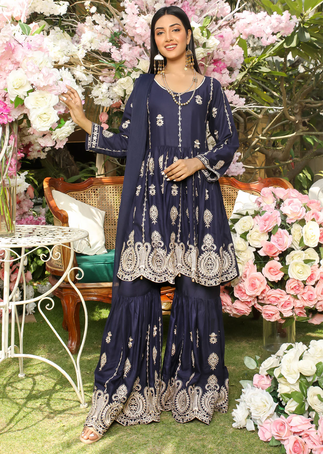 HK196 Elleya Readymade Navy Linen Suit