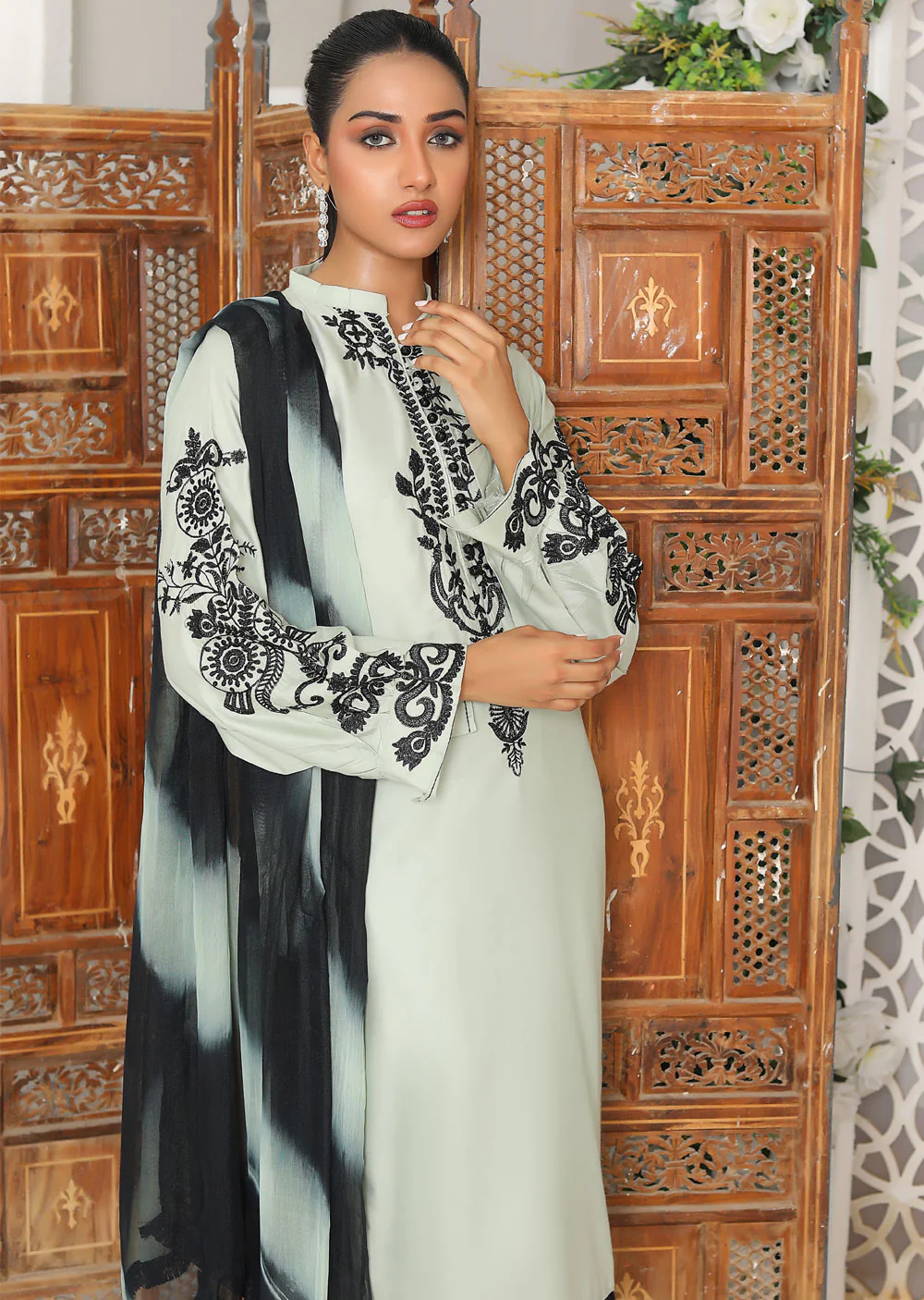 HK212 Lameez Readymade Mint Linen Suit - Image 5