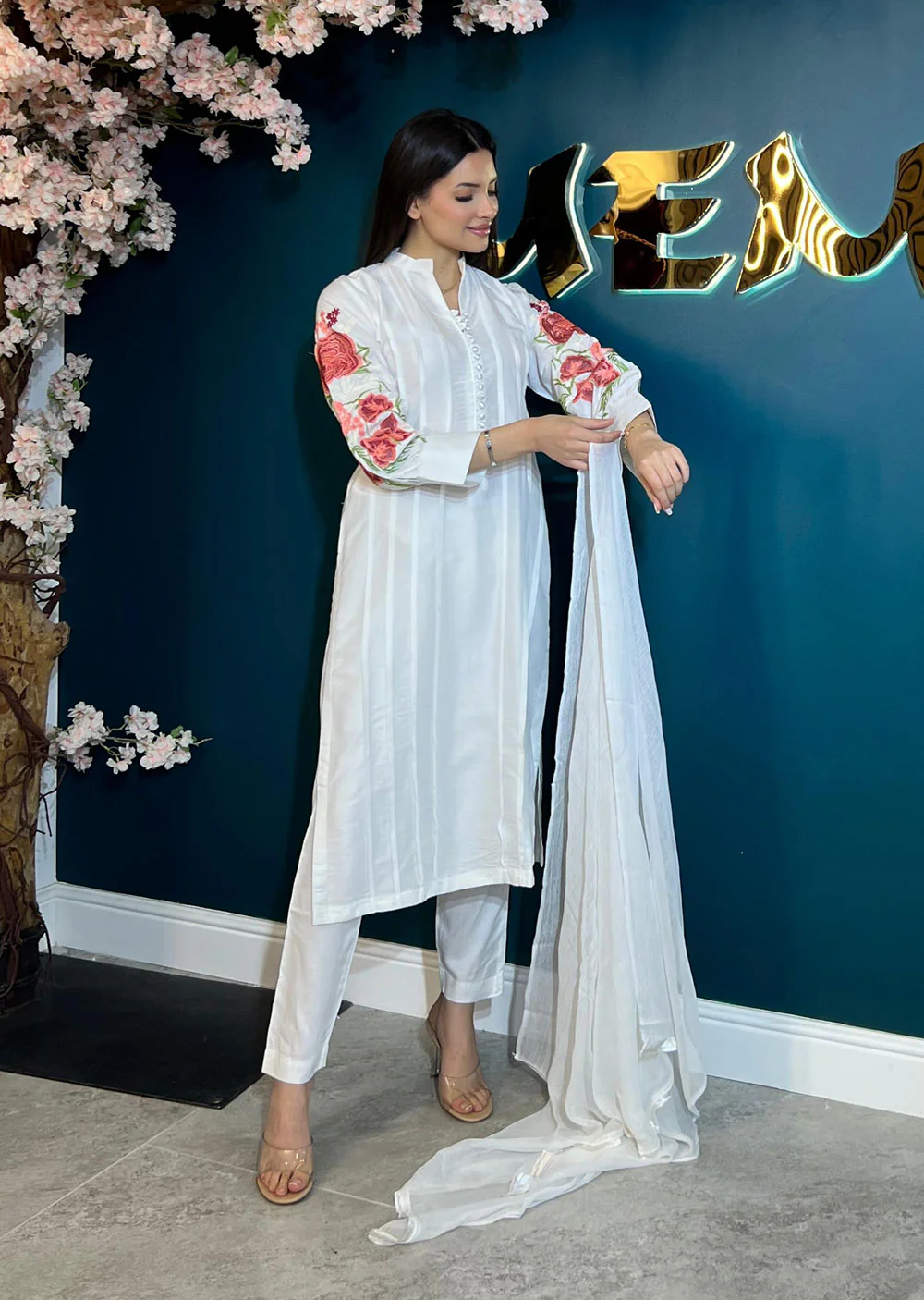 HK232 Paladin - White Linen Mummy n Me Readymade Suit - Image 5