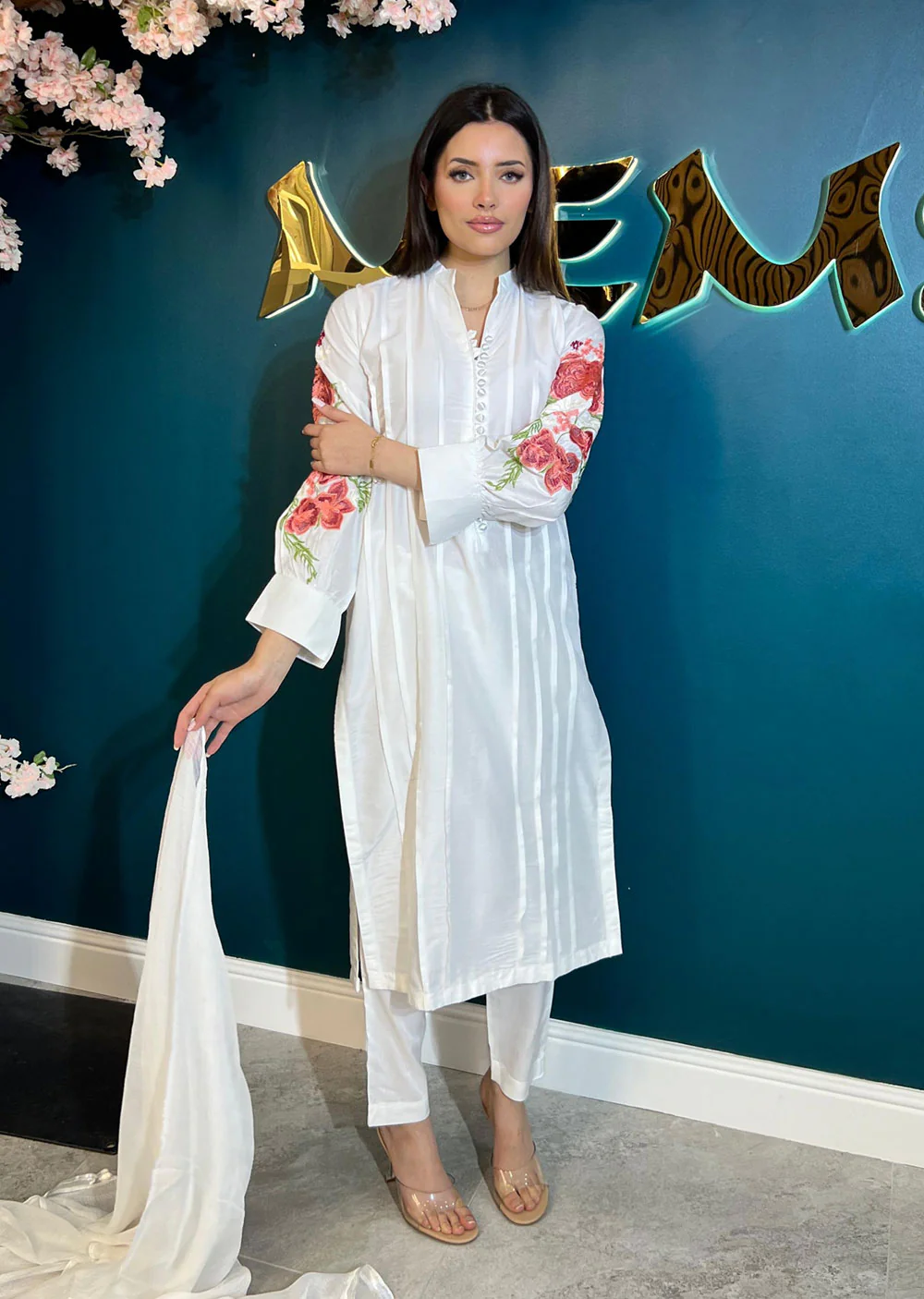 HK232 Paladin - White Linen Mummy n Me Readymade Suit - Image 6