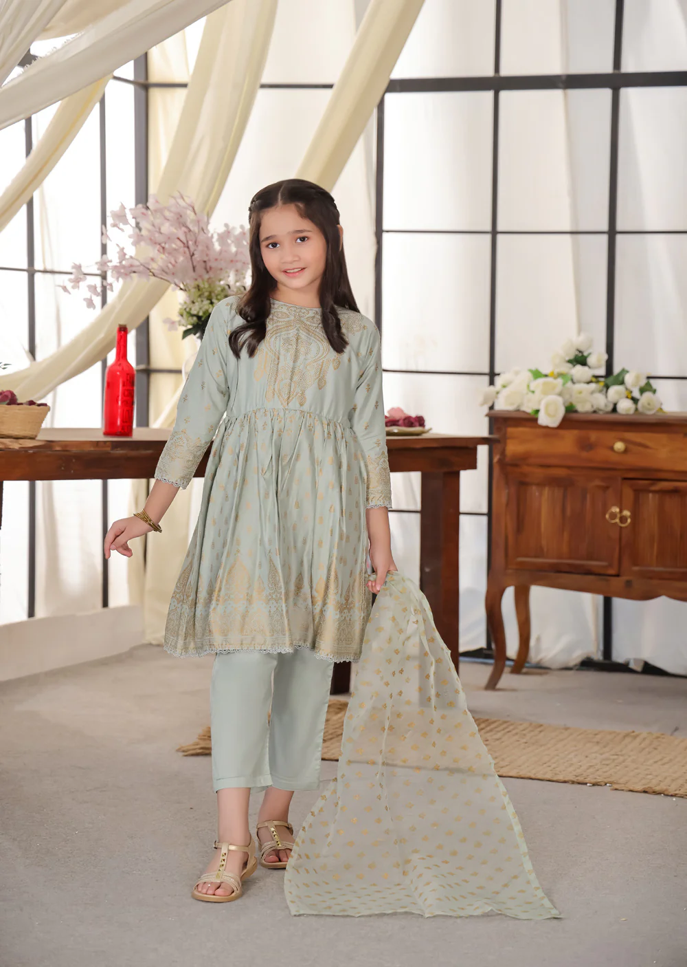 HK245 Gavinchi - Readymade Mother & Daughter Dress - Image 29