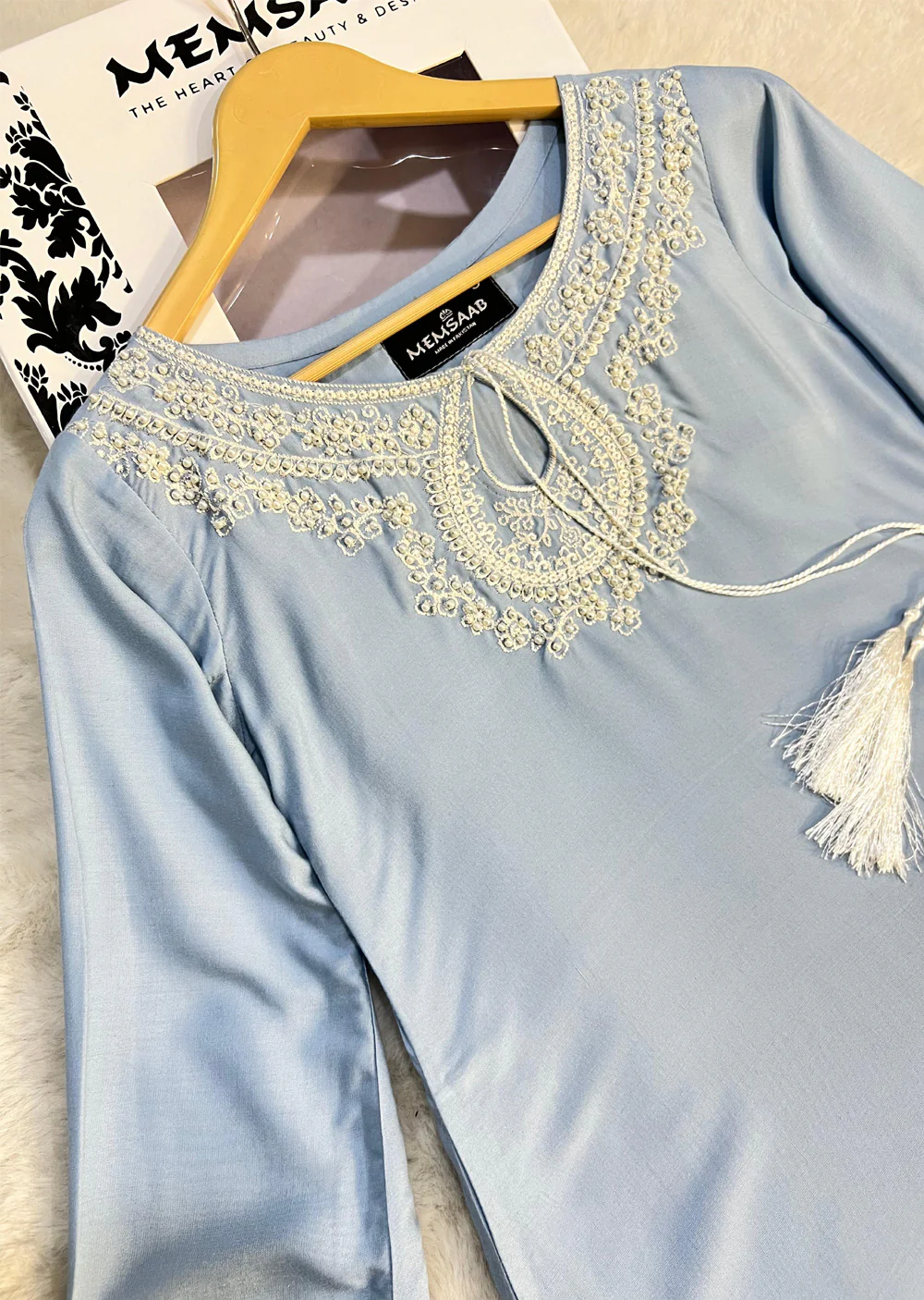 HK286 - Ima - Blue Linen Suit - Image 9