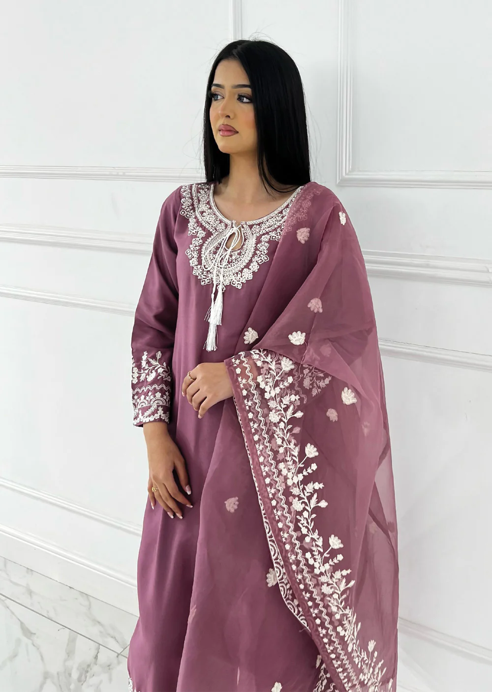 HK286 - Ima - Pink Linen Suit - Image 2