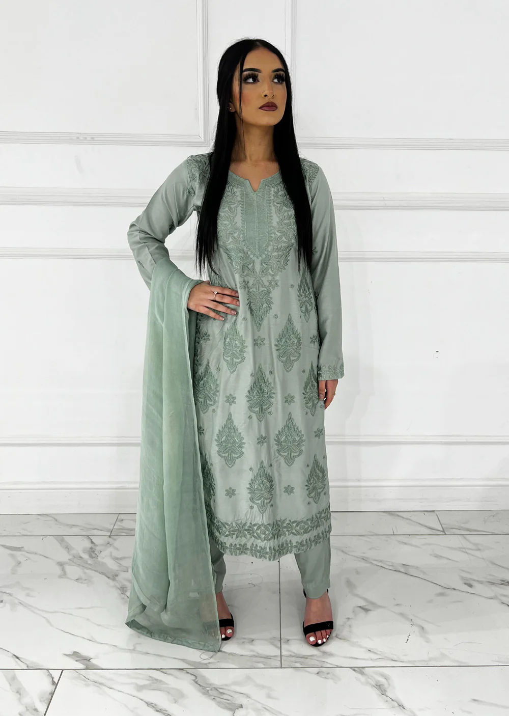 HK295 - Green - Mummy n Me Linen Outfit - Image 6