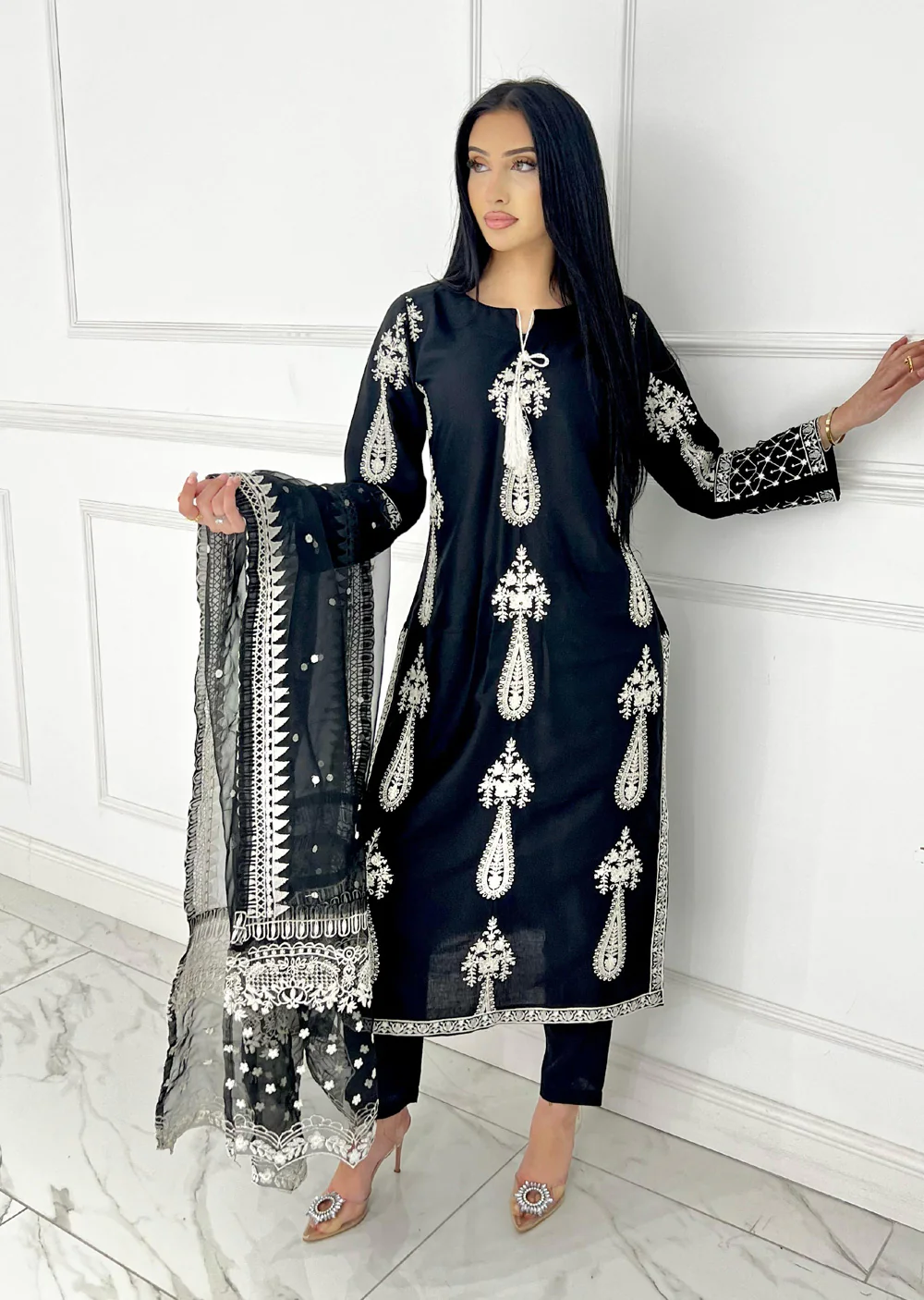 HK299 - Black - Readymade - Mummy n Me Linen Outfit 2025