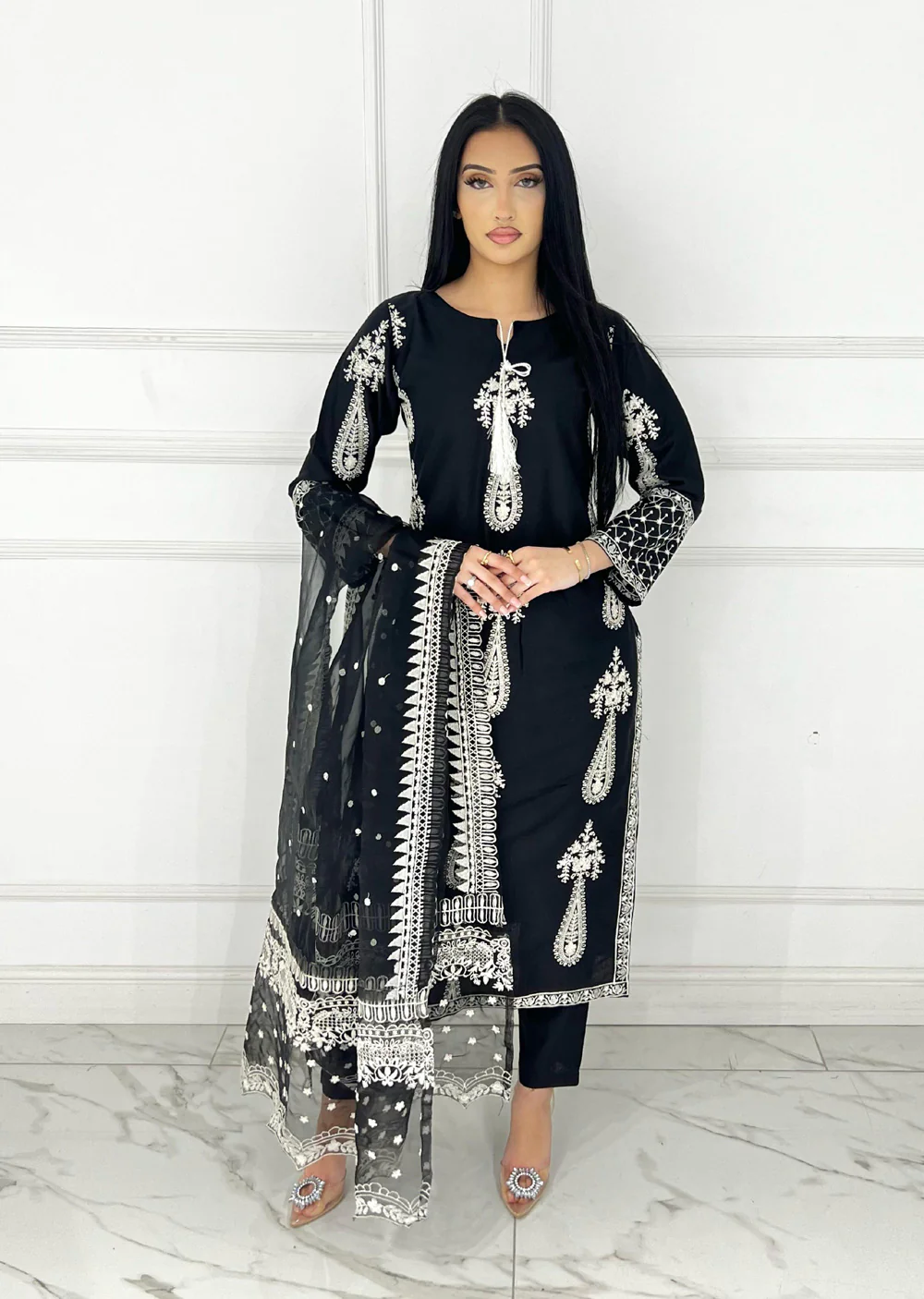 HK299 - Black - Readymade - Mummy n Me Linen Outfit 2025 - Image 4