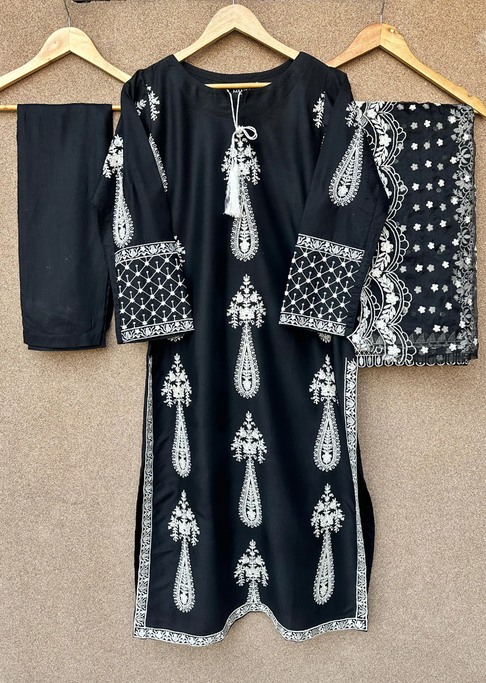 HK299 - Black - Readymade - Mummy n Me Linen Outfit 2025 - Image 6