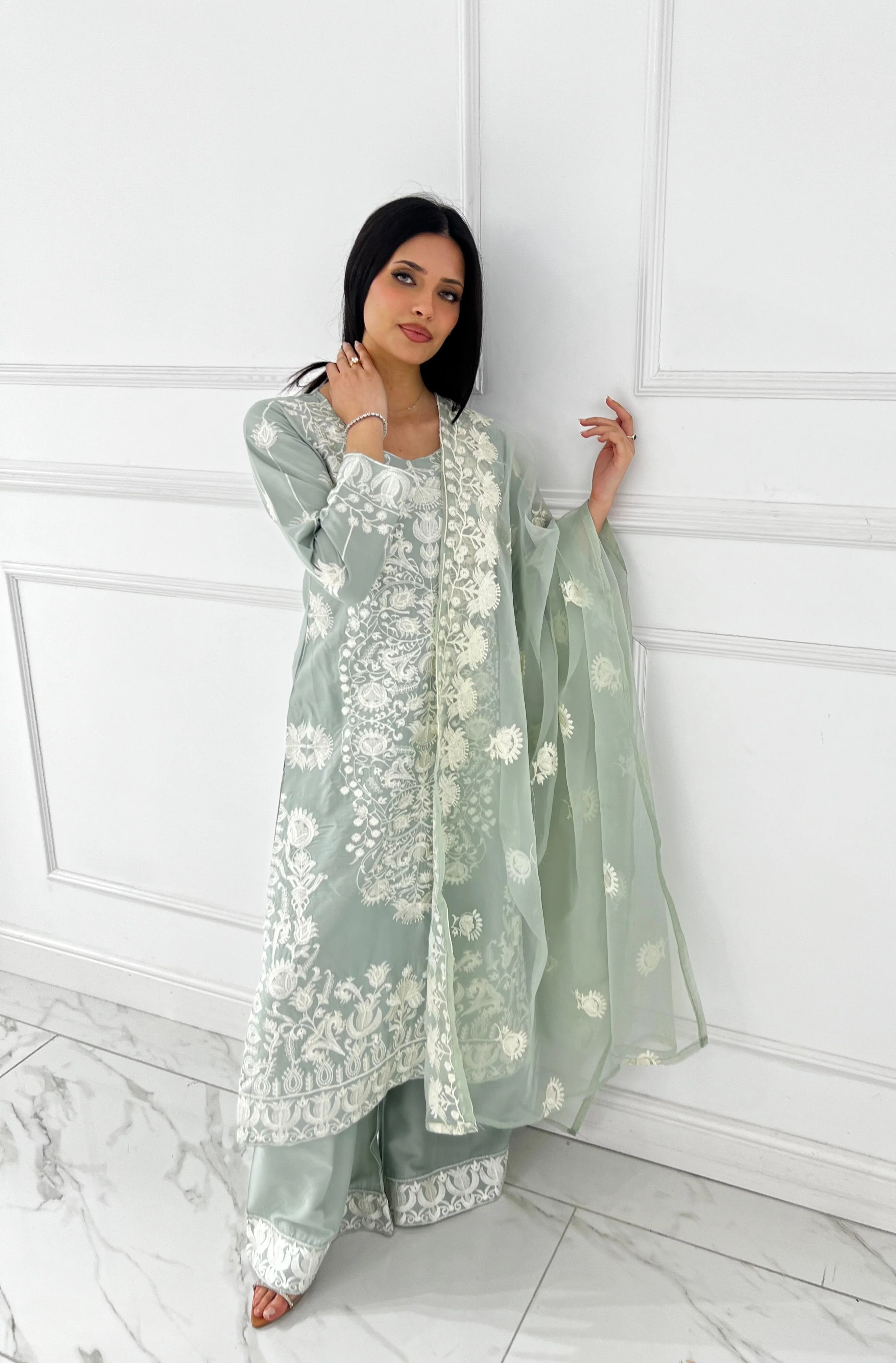 HK300 Readymade - Mother & Daughter Linen Outfit 2025 - Image 6
