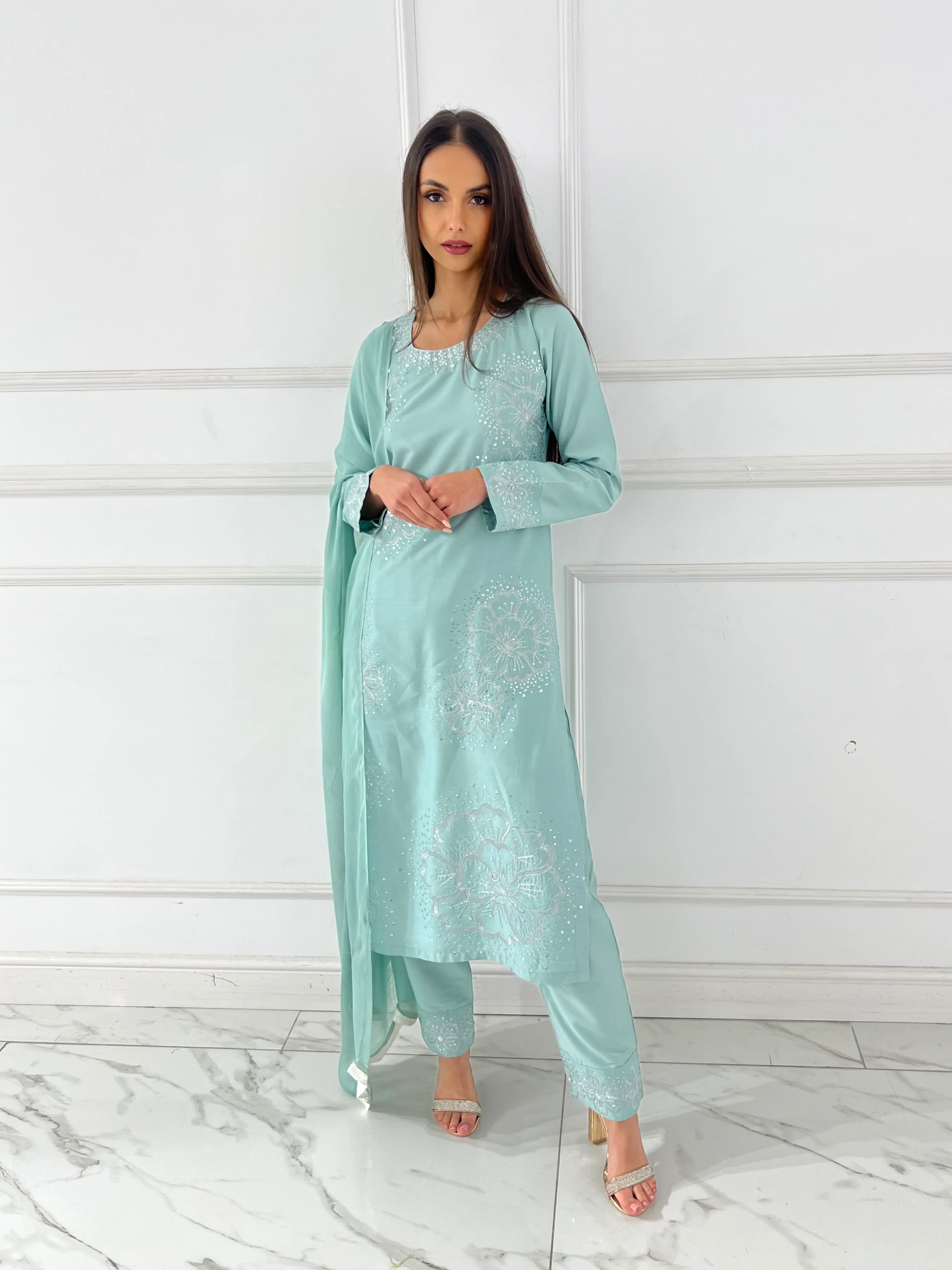 HK349 - Readymade LINEN Outfit 2026 - Image 3