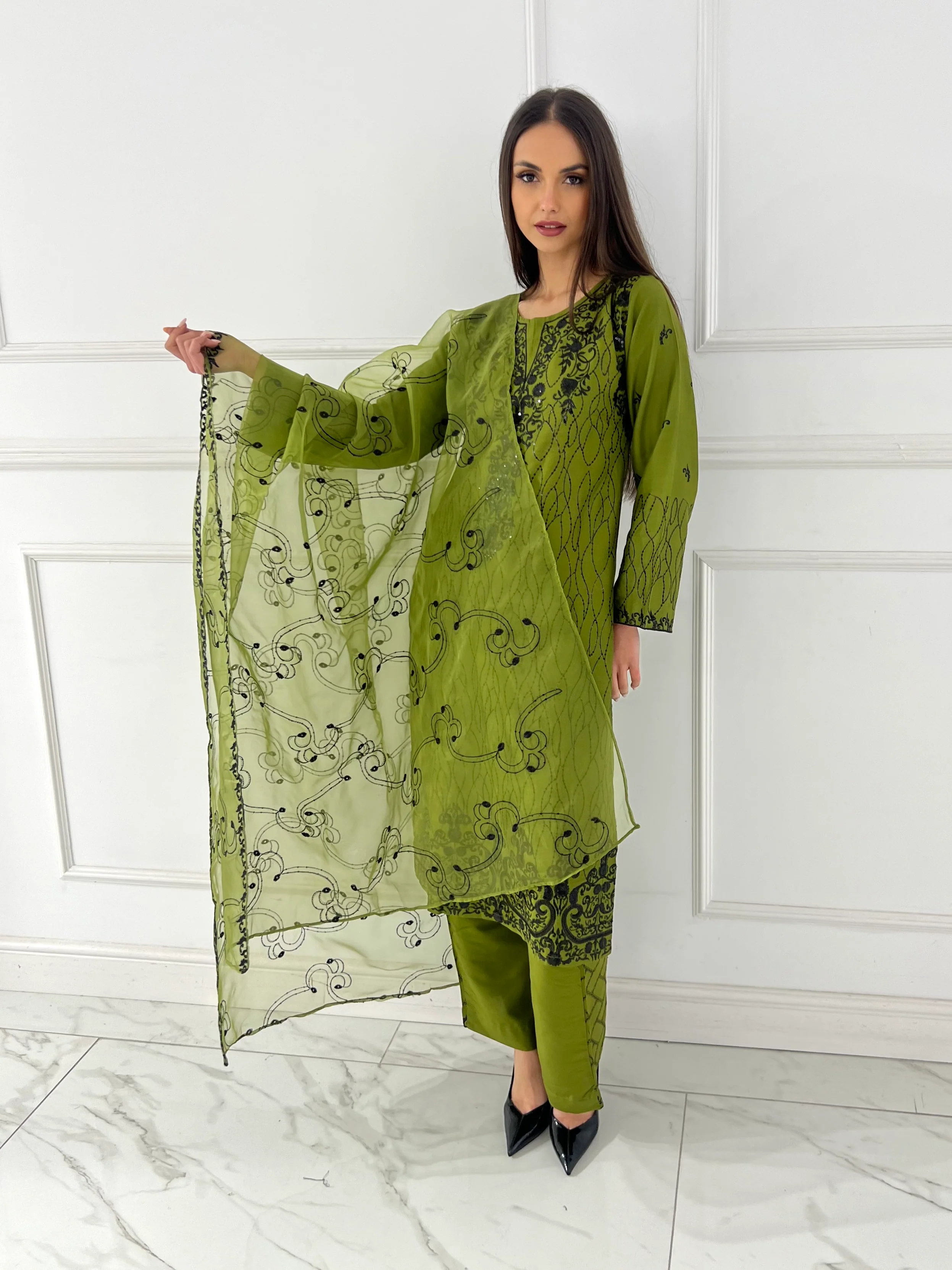 HK352 - Readymade LINEN Outfit 2026 - Image 3