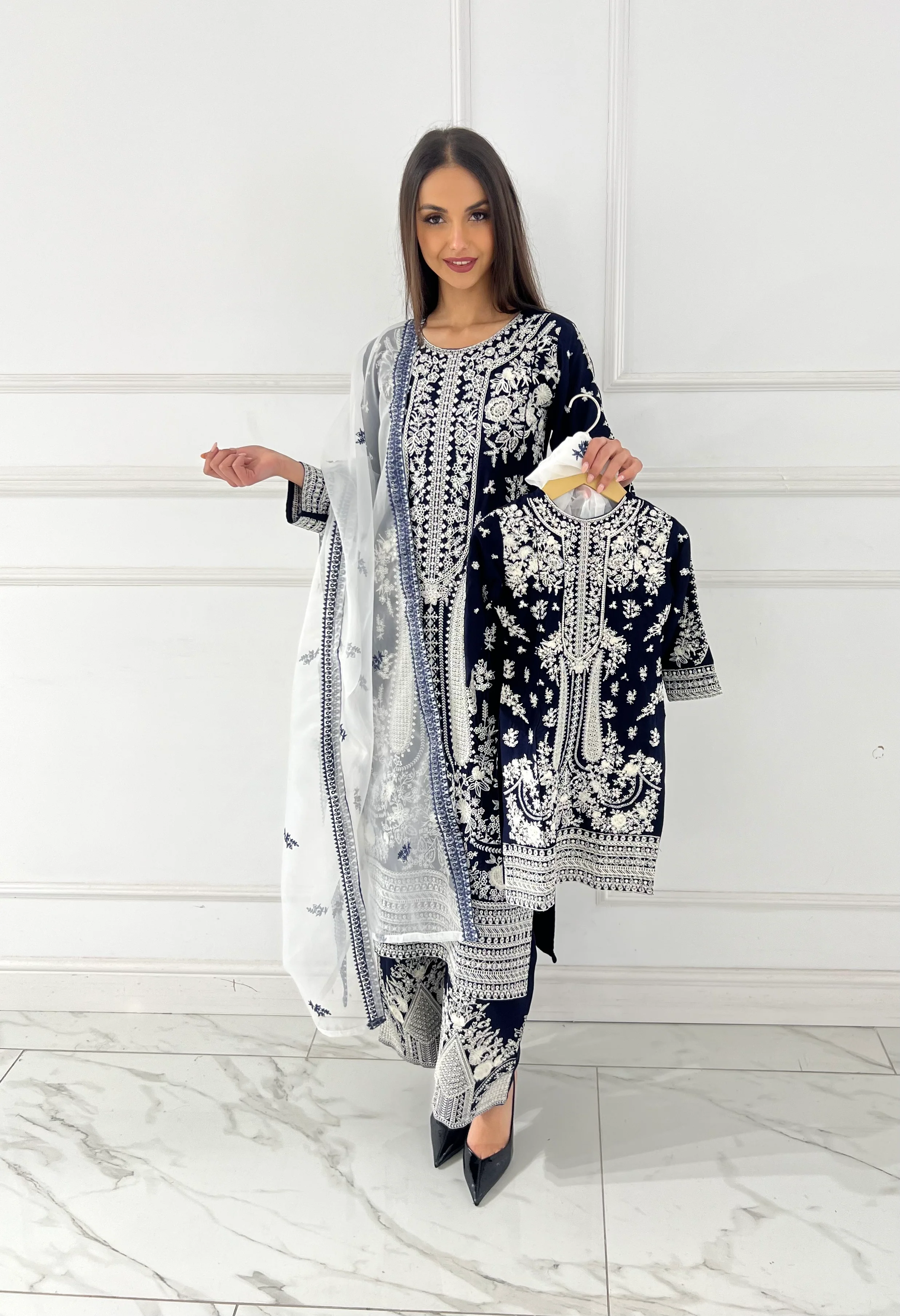 HK354 Sabre - Linen Mummy n Me Outfit - Image 4