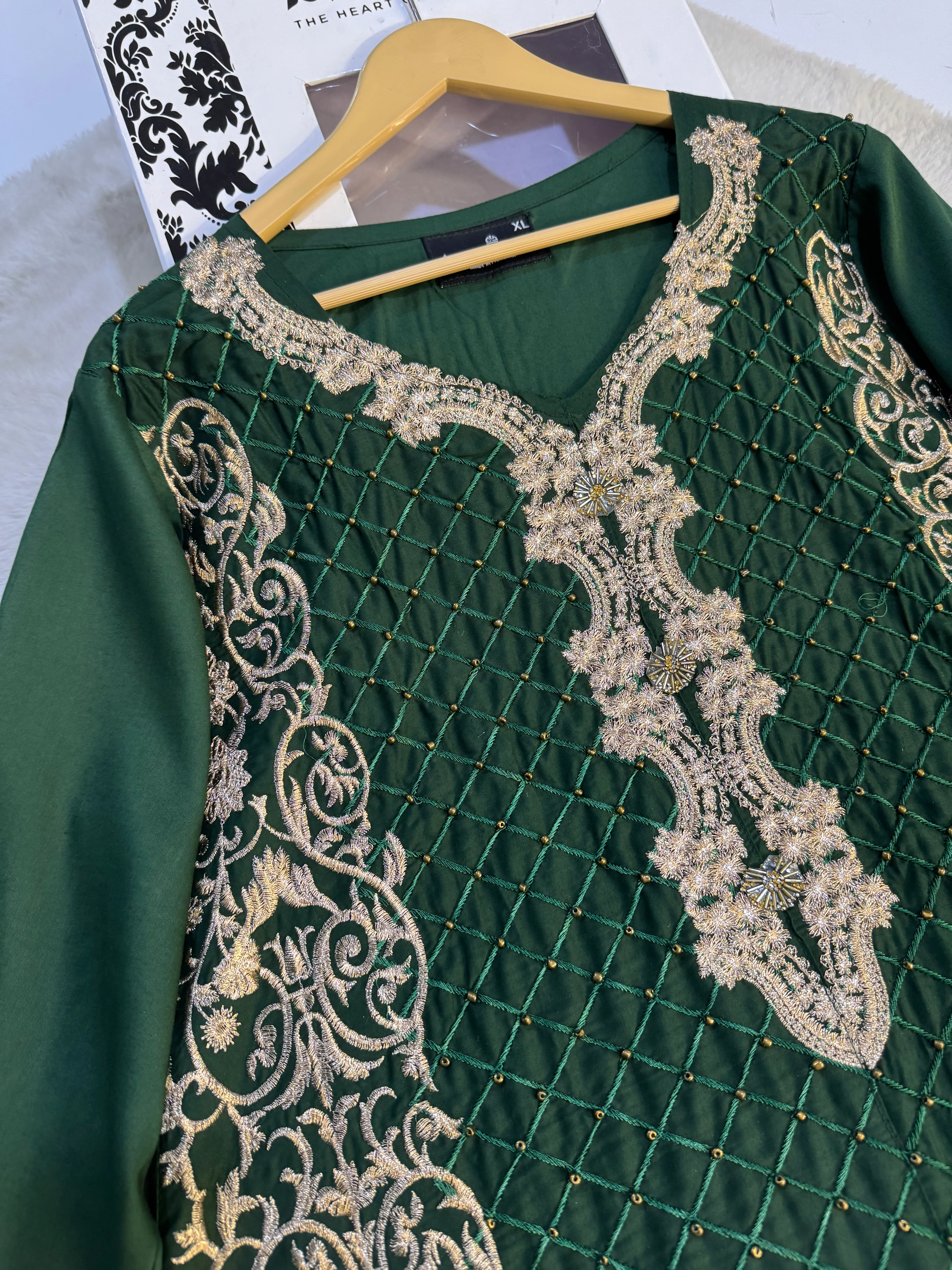 HK36 - Linen Embroidered Suit - Image 11