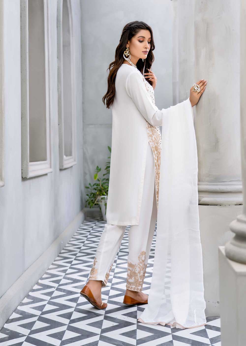 HK36 - Linen Embroidered Suit - Image 4