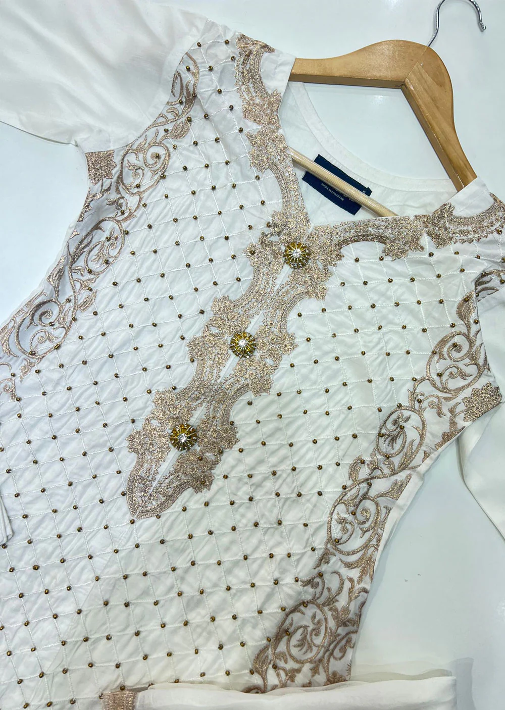 HK36 - Linen Embroidered Suit - Image 7