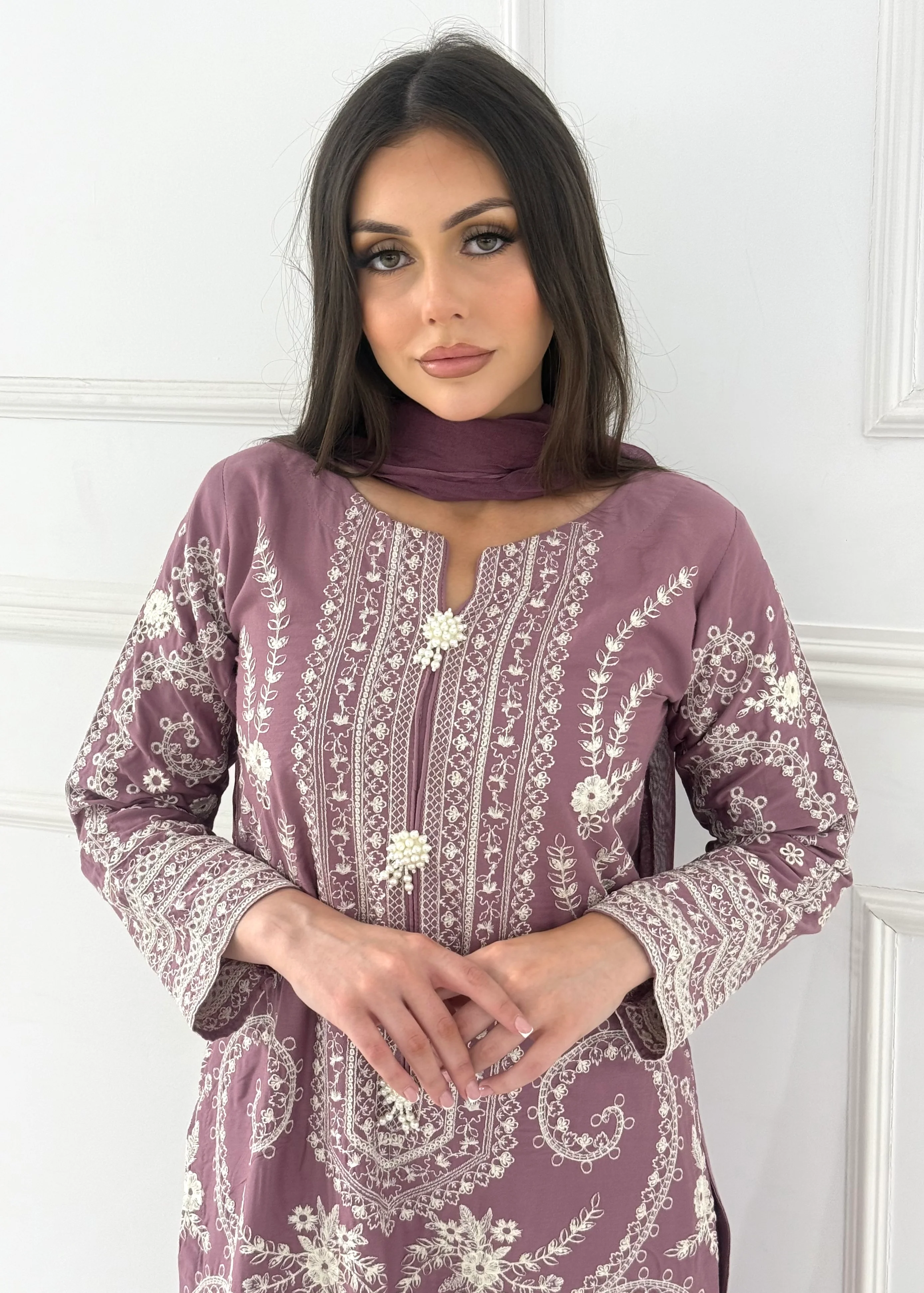 HK393- 3 Piece Embroidered Suit - Image 10