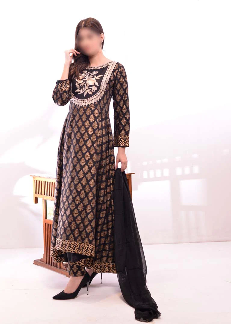 HK47 Black Embroidered Linen Suit - Image 2