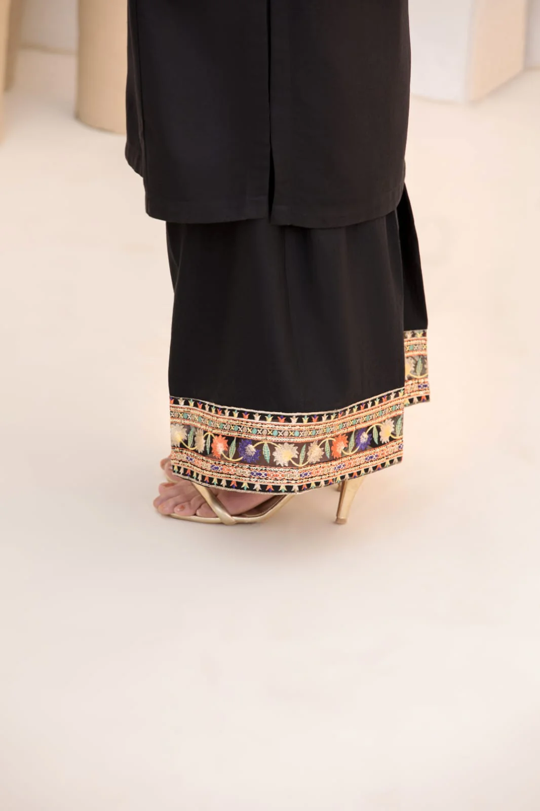 HRM41- Readymade Memsaab Formal VISCOSE Suit 2025 - Image 6