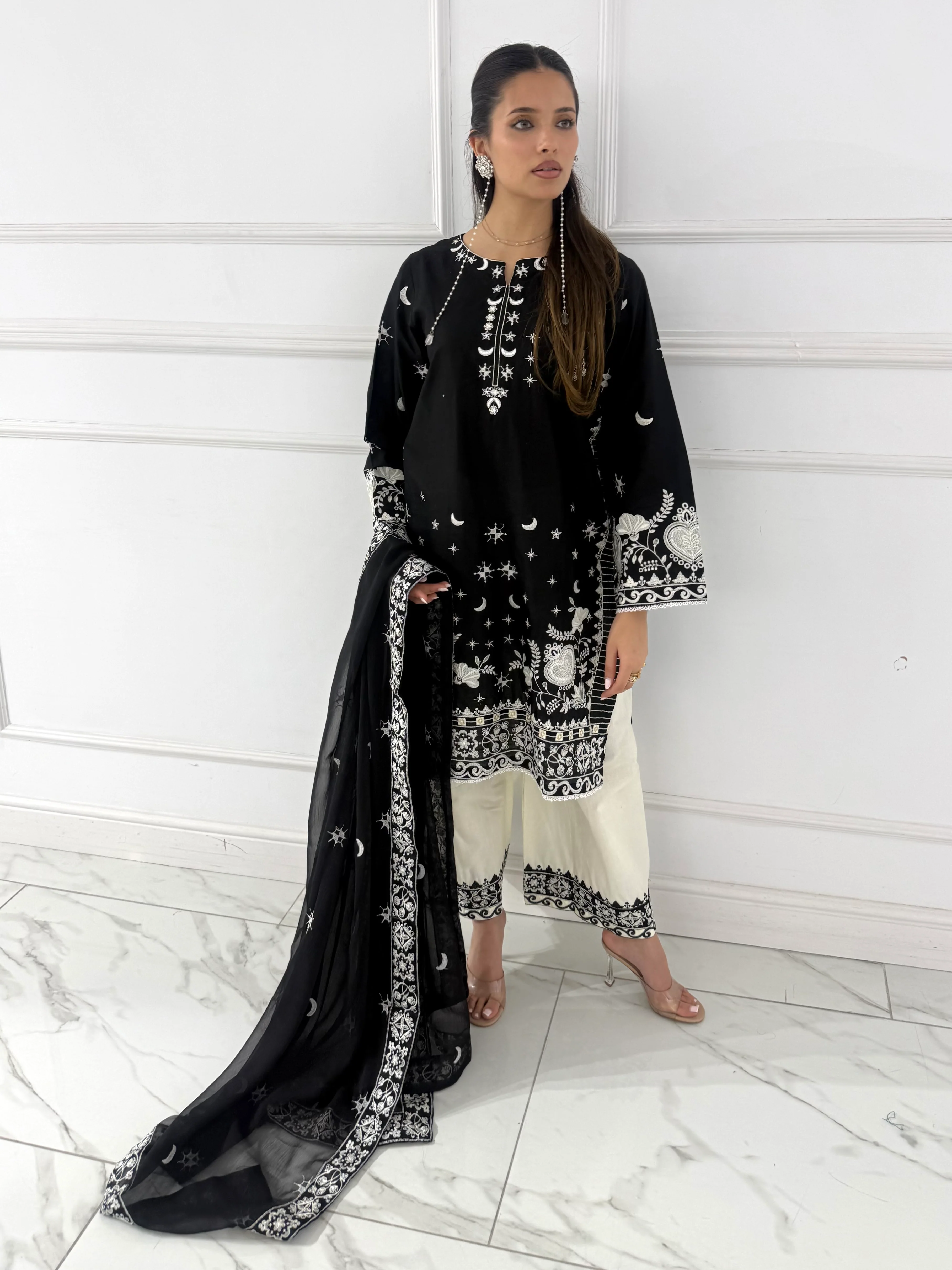 HRM64-3 Piece Embroidered Lawn Ensemble - Image 2