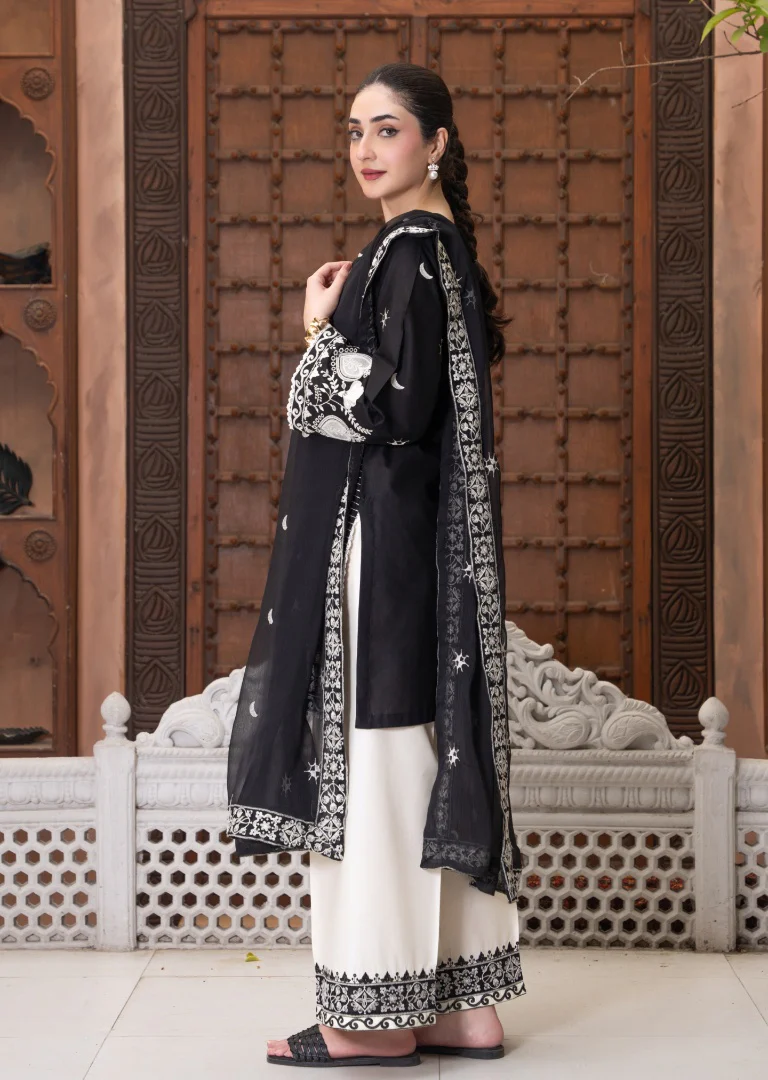 HRM64-3 Piece Embroidered Lawn Ensemble - Image 5