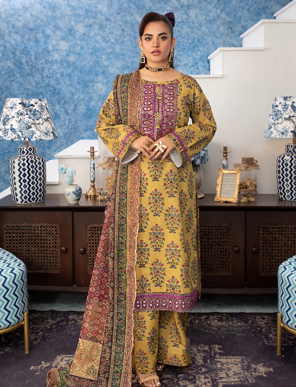 HSS-268 - Readymade Heeras Suit