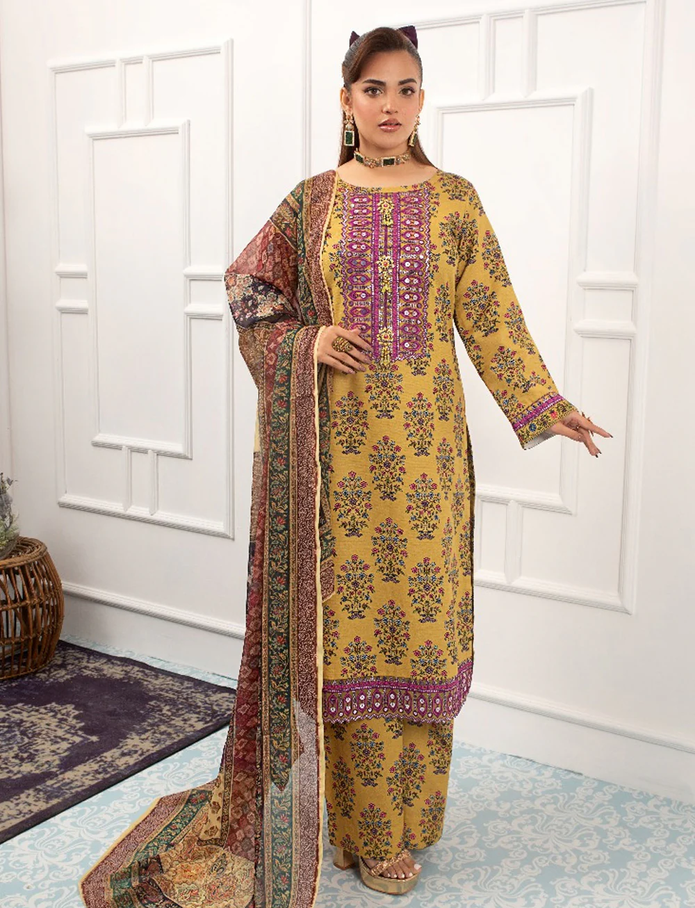 HSS-268 - Readymade Heeras Suit - Image 3